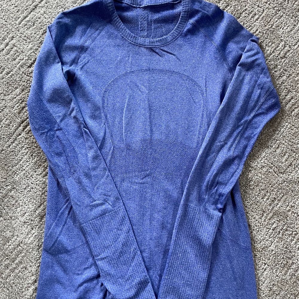 Lululemon long sleeve top